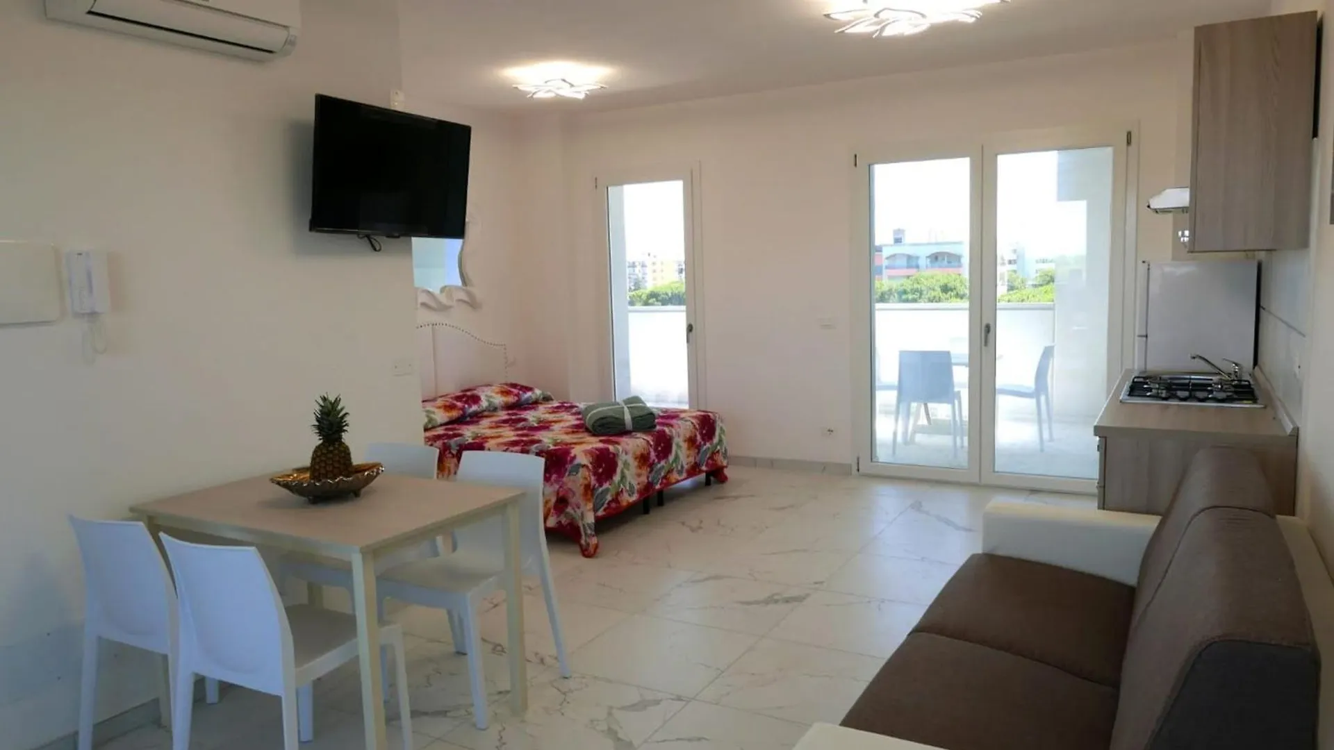Flat A Stones Throw From The Centre Of Bibione Apartment