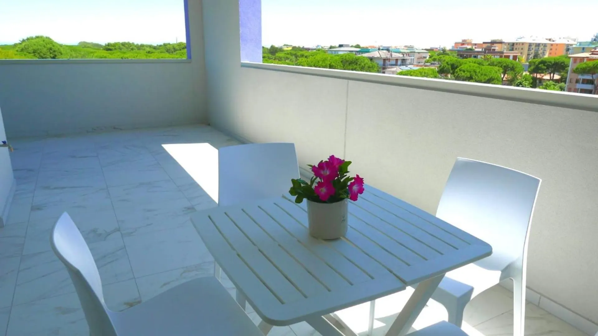 Flat A Stones Throw From The Centre Of Bibione Apartment Italy